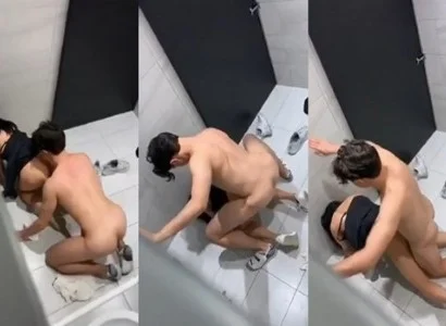 Hai người lớn bị ghi hình lúc quan hệ trong nhà vệ sinh